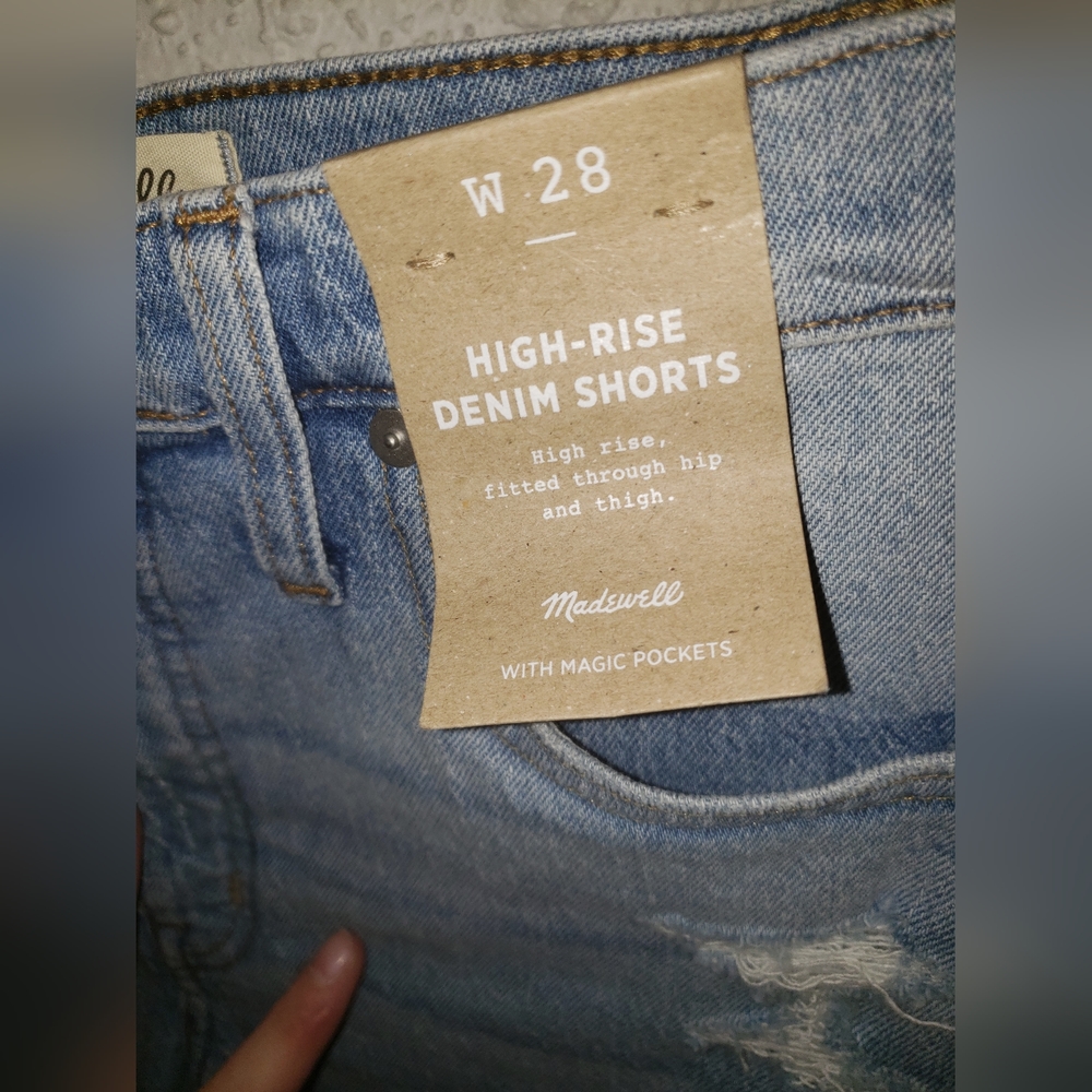 NWT- MADEWELL. High-Rise Denim Shorts